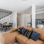 Callista Villa