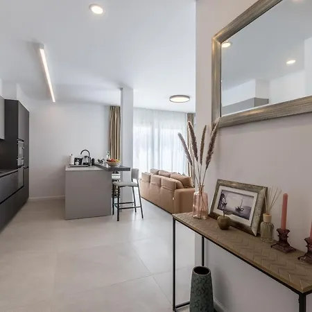 Callista Villa